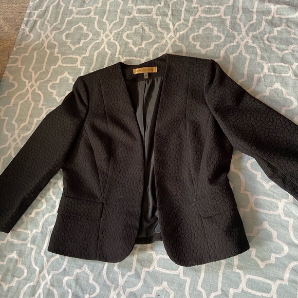2/$10 Black Quilted Blazer - Picture 4 of 5